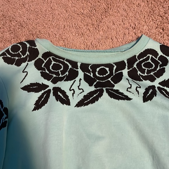 No name teal sweater - Picture 2 of 3
